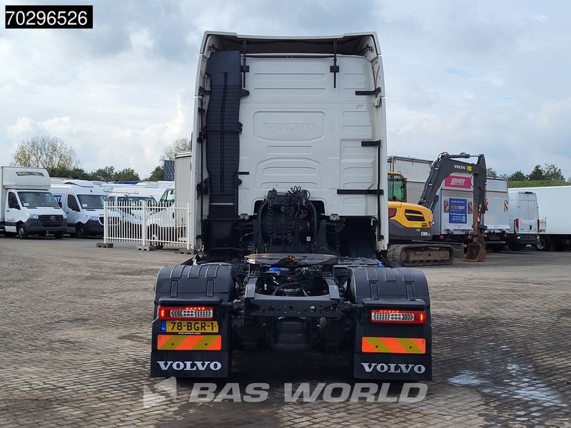 Volvo FH 460 FH 4X2 NL-Truck APK VEB+ VDS 2x Tanks Xenon ACC Euro 6 - شاحنة جرار: صور 3 Volvo FH 460 FH 4X2 NL-Truck APK VEB+ VDS 2x Tanks Xenon ACC Euro 6 - شاحنة جرار: صور 3