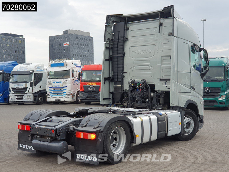 Volvo FH 460 FH 4X2 VEB+ 2x Tanks ACC LED - شاحنة جرار: صور 5 Volvo FH 460 FH 4X2 VEB+ 2x Tanks ACC LED - شاحنة جرار: صور 5
