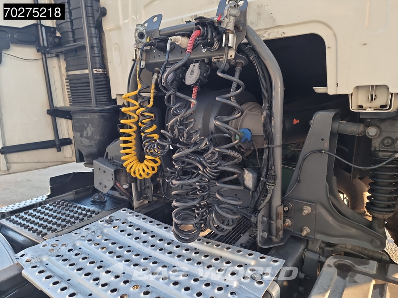 Volvo FH 460 FH 4X2 VEB+ Euro 6 Standklima 2x Tanks - شاحنة جرار: صور 5 Volvo FH 460 FH 4X2 VEB+ Euro 6 Standklima 2x Tanks - شاحنة جرار: صور 5