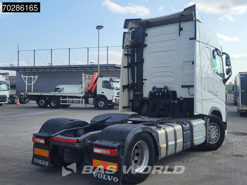 Volvo FH 540 4X2 2x Tanks I-Park Cool ACC Euro 6 - شاحنة جرار: صور 5 Volvo FH 540 4X2 2x Tanks I-Park Cool ACC Euro 6 - شاحنة جرار: صور 5