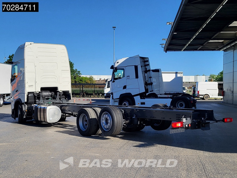 Volvo FH 540 6X2 NEW Horsetruck chassis Lift+Lenkachse Dynamic Steering Mirror cam Euro 6 - الشاسيه شاحنة: صور 2 Volvo FH 540 6X2 NEW Horsetruck chassis Lift+Lenkachse Dynamic Steering Mirror cam Euro 6 - الشاسيه شاحنة: صور 2