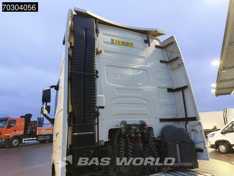 Volvo FH 540 FH 6X2 WB320! NL-Truck APK XL Retarder Liftachse - شاحنة جرار: صور 5 Volvo FH 540 FH 6X2 WB320! NL-Truck APK XL Retarder Liftachse - شاحنة جرار: صور 5