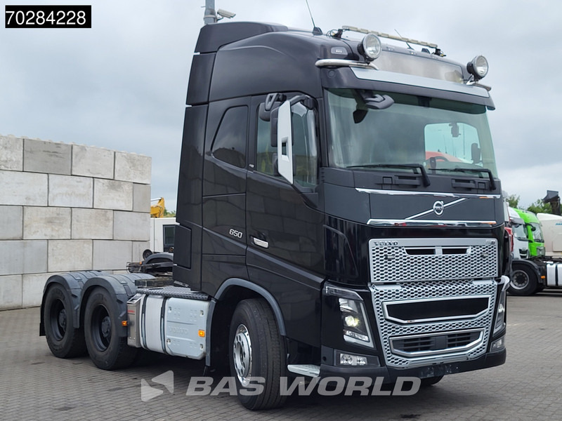 Volvo FH16 650 6X4 Retarder Big-Axle Full-Air 2x Tanks Liftachse Xenon - شاحنة جرار: صور 3 Volvo FH16 650 6X4 Retarder Big-Axle Full-Air 2x Tanks Liftachse Xenon - شاحنة جرار: صور 3