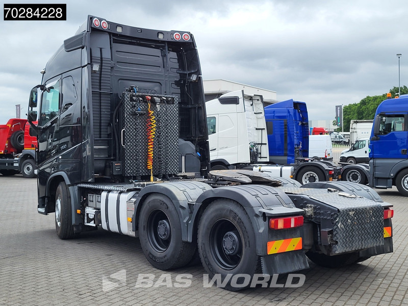 Volvo FH16 650 6X4 Retarder Big-Axle Full-Air 2x Tanks Liftachse Xenon - شاحنة جرار: صور 2 Volvo FH16 650 6X4 Retarder Big-Axle Full-Air 2x Tanks Liftachse Xenon - شاحنة جرار: صور 2