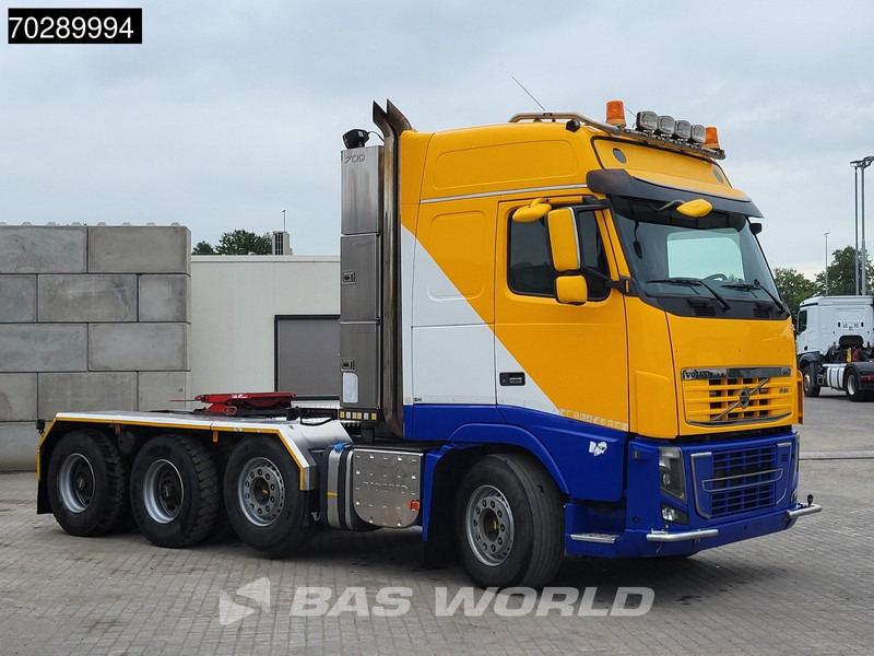 Volvo FH16 700 FH16 8X4 90T! Retarder Big-Axle Lift+Lenkachse Euro 5 - شاحنة جرار: صور 3 Volvo FH16 700 FH16 8X4 90T! Retarder Big-Axle Lift+Lenkachse Euro 5 - شاحنة جرار: صور 3