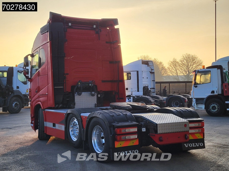 Volvo FH16 750 FH16 6X2 Special-Interior Full-Air Work-Remote Dynamic Steering Alcoa ACC Xenon - شاحنة جرار: صور 2 Volvo FH16 750 FH16 6X2 Special-Interior Full-Air Work-Remote Dynamic Steering Alcoa ACC Xenon - شاحنة جرار: صور 2