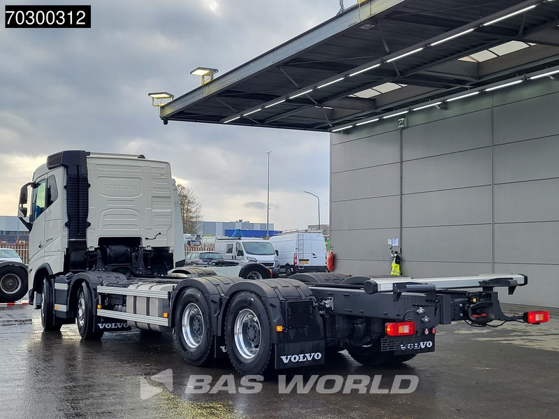 Volvo FH16 750 FH16 8X4 NEW 8x4 chassis! Air suspension Big-Axle Automatic VEB+ Euro 6 - الشاسيه شاحنة: صور 2 Volvo FH16 750 FH16 8X4 NEW 8x4 chassis! Air suspension Big-Axle Automatic VEB+ Euro 6 - الشاسيه شاحنة: صور 2