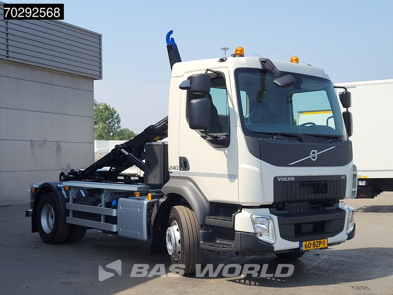 Volvo FL 240 4X2 NEW 2023 registration NL-Truck 8tons hooklift Abrollkipper Manual Euro 6 - شاحنة ذات الخطاف: صور 3 Volvo FL 240 4X2 NEW 2023 registration NL-Truck 8tons hooklift Abrollkipper Manual Euro 6 - شاحنة ذات الخطاف: صور 3