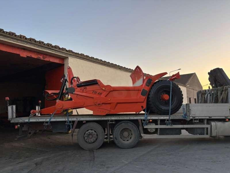 Agrotécnica TH48 - ماكينات التسوية: صور 5 Agrotécnica TH48 - ماكينات التسوية: صور 5