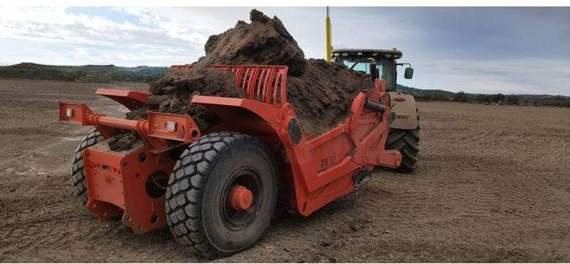 Agrotécnica TH51 - ماكينات التسوية: صور 4 Agrotécnica TH51 - ماكينات التسوية: صور 4