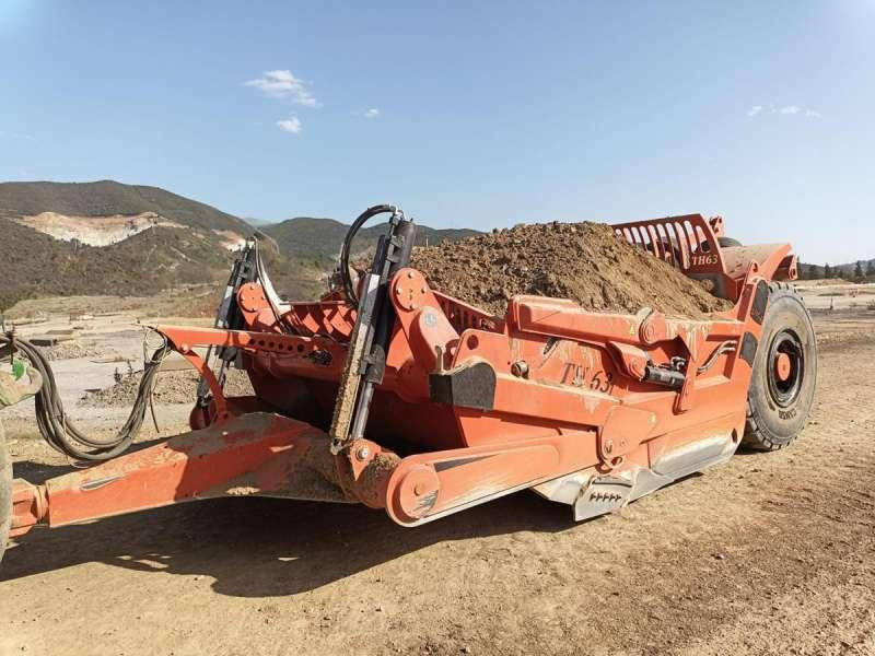 Agrotécnica TH63 - ماكينات التسوية: صور 2 Agrotécnica TH63 - ماكينات التسوية: صور 2