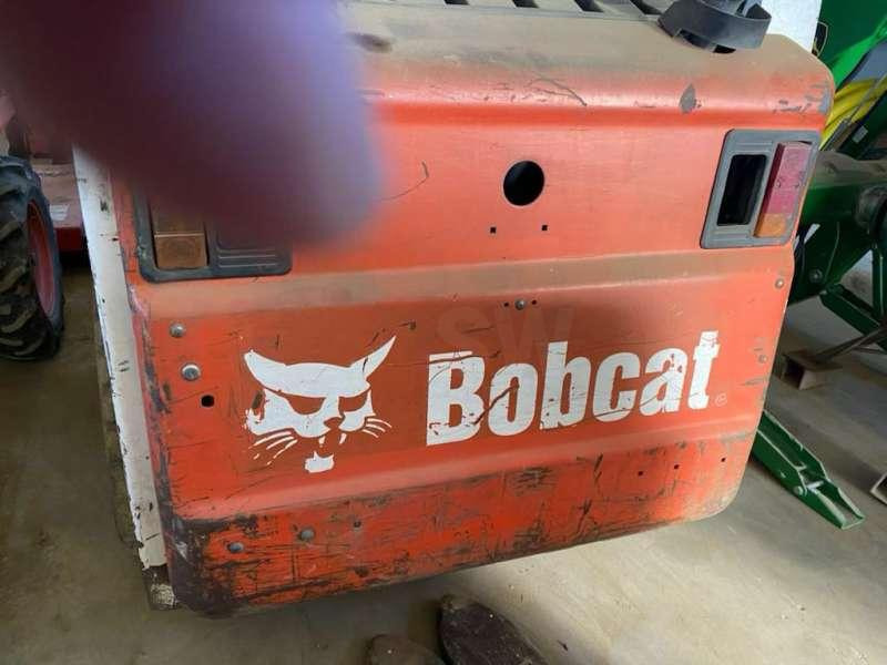 Bobcat T140 - اللودر المجنزر صغير: صور 3 Bobcat T140 - اللودر المجنزر صغير: صور 3