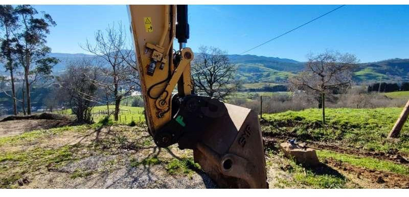 Caterpillar 320E LRR - حفارات زحافة: صور 5 Caterpillar 320E LRR - حفارات زحافة: صور 5