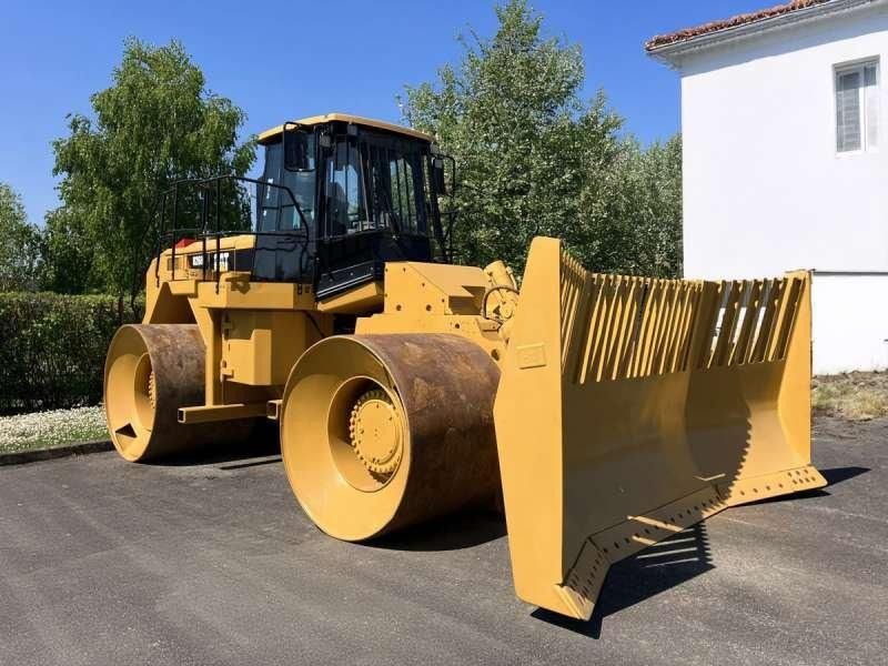 Caterpillar 826H - مدماج: صور 2 Caterpillar 826H - مدماج: صور 2