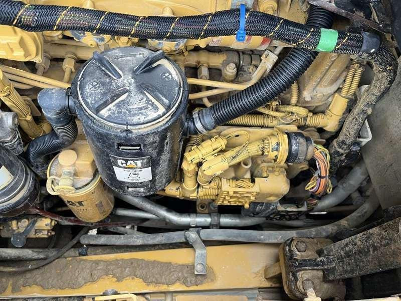 اللودر بعجل Caterpillar 962K: صور 36