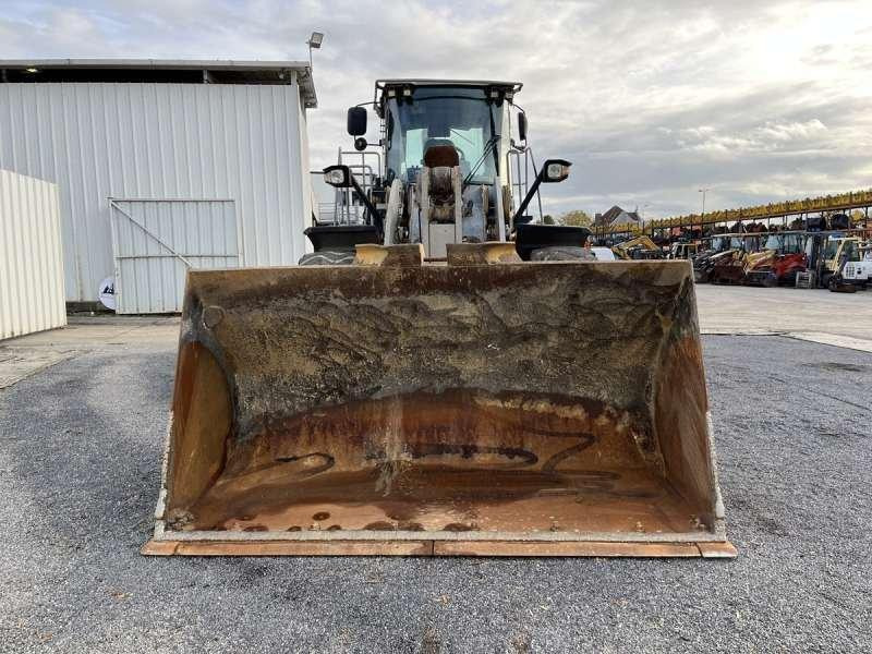 اللودر بعجل Caterpillar 962K: صور 8