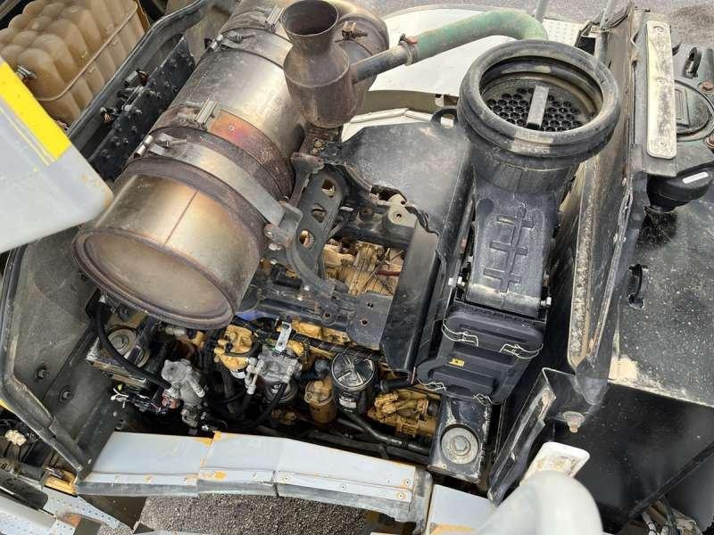 اللودر بعجل Caterpillar 962K: صور 34