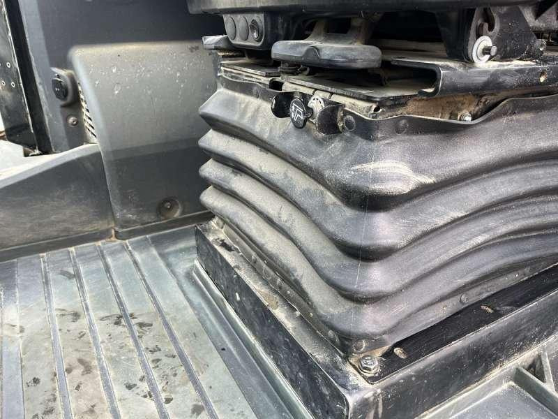 اللودر بعجل Caterpillar 962K: صور 40