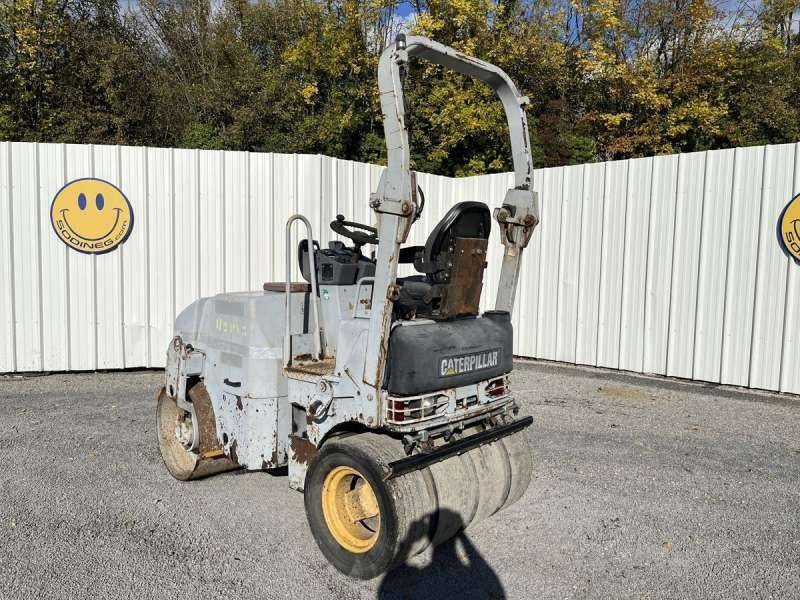 Caterpillar CB225E - مدحلة الأسفلت: صور 4 Caterpillar CB225E - مدحلة الأسفلت: صور 4