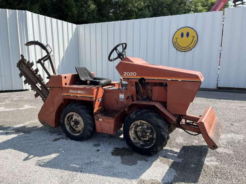 DITCH WITCH 2020K - خندقکن: صور 1 DITCH WITCH 2020K - خندقکن: صور 1