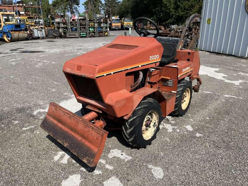 DITCH WITCH 2020K - خندقکن: صور 2 DITCH WITCH 2020K - خندقکن: صور 2