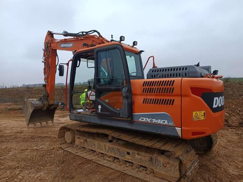 Doosan Pelle sur Chenilles DX140LC-5 - حفارات زحافة: صور 4 Doosan Pelle sur Chenilles DX140LC-5 - حفارات زحافة: صور 4