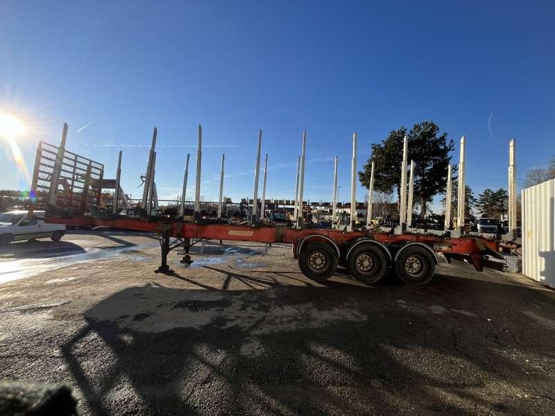 Fruehauf GRUMIERE 3 ESSIEUX - نصف مقطورة اخشاب: صور 4 Fruehauf GRUMIERE 3 ESSIEUX - نصف مقطورة اخشاب: صور 4