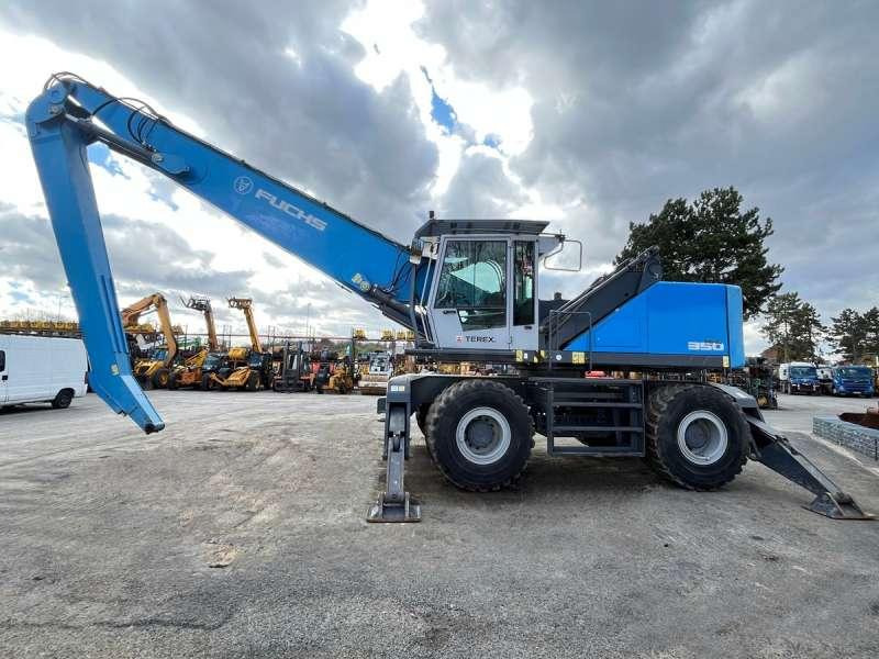 Fuchs MHL 350 - حفارة النقل والشحن: صور 5 Fuchs MHL 350 - حفارة النقل والشحن: صور 5