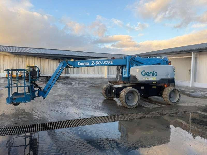 Genie Z60/37 FE HYBRID - الرأسي رفع الصاري: صور 1 Genie Z60/37 FE HYBRID - الرأسي رفع الصاري: صور 1