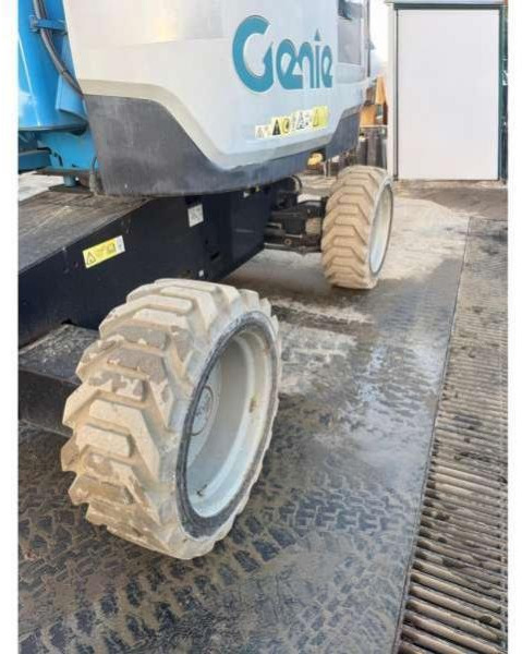 Genie Z60/37 FE HYBRID - الرأسي رفع الصاري: صور 5 Genie Z60/37 FE HYBRID - الرأسي رفع الصاري: صور 5