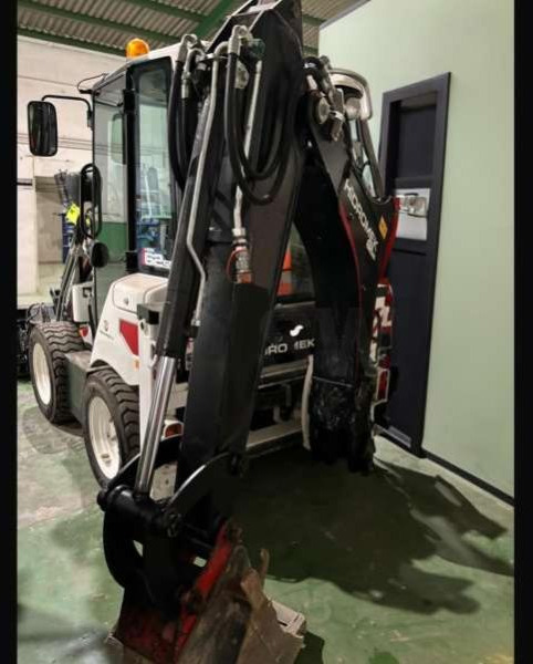 Hidromek HMK62SS - حفار متعدد الاستخدام: صور 4 Hidromek HMK62SS - حفار متعدد الاستخدام: صور 4