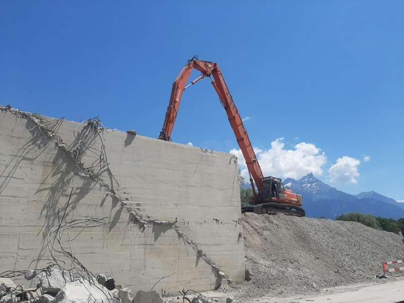Hitachi EX400LC - هدم: صور 3 Hitachi EX400LC - هدم: صور 3