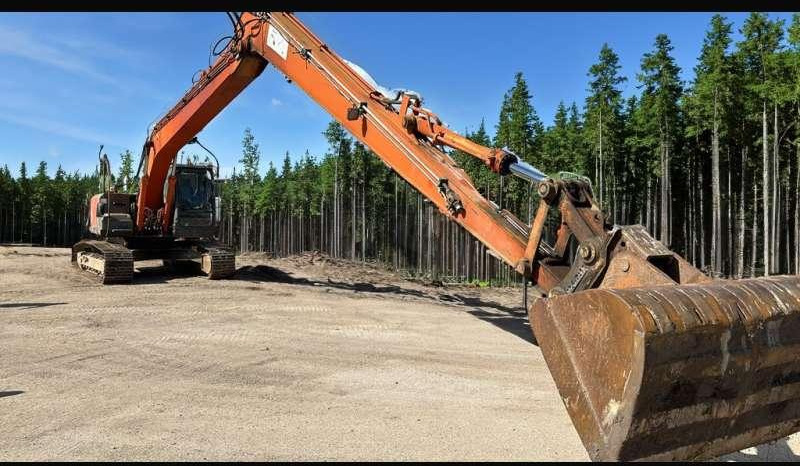 Hitachi ZX210LC-3 - حفارة النقل والشحن: صور 4 Hitachi ZX210LC-3 - حفارة النقل والشحن: صور 4