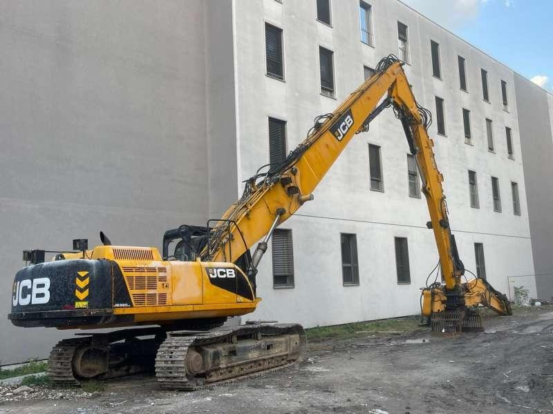 Jcb JS360 - هدم: صور 1 Jcb JS360 - هدم: صور 1