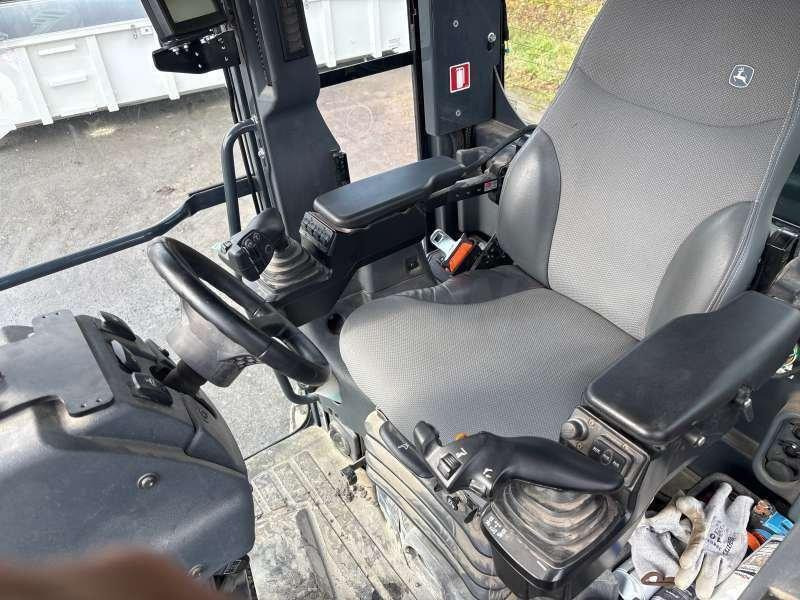 آلة تسوية الأرض John Deere 622GP EQUIPEE GPS 3D: صور 8 آلة تسوية الأرض John Deere 622GP EQUIPEE GPS 3D: صور 8