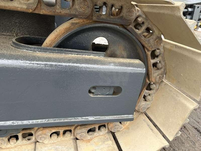 كسارة Komatsu A PERCUSSION BR100R: صور 26