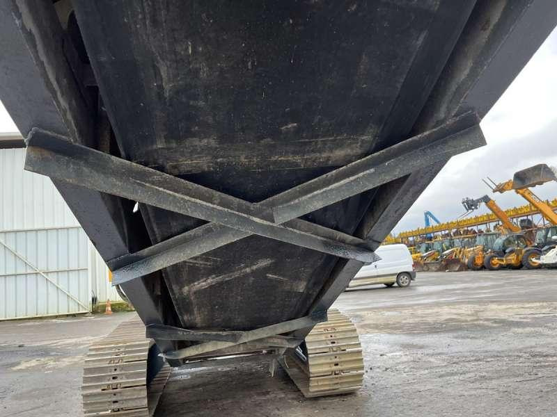 كسارة Komatsu A PERCUSSION BR100R: صور 22