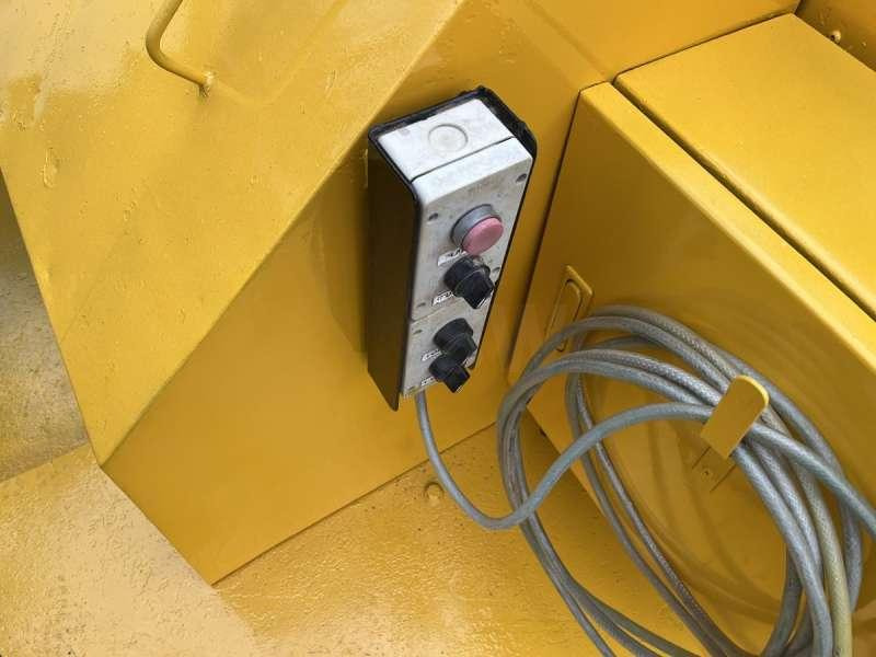 كسارة Komatsu A PERCUSSION BR100R: صور 34