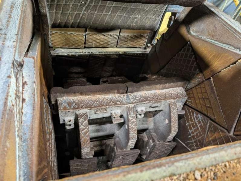 كسارة Komatsu A PERCUSSION BR100R: صور 46