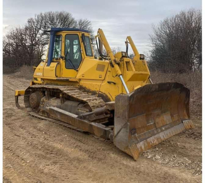 Komatsu D65EX-12 - بلدوزر: صور 1 Komatsu D65EX-12 - بلدوزر: صور 1