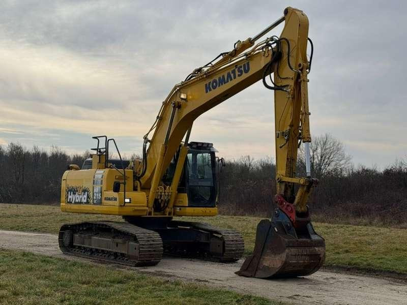 Komatsu HB215LC-2 - حفارات زحافة: صور 1 Komatsu HB215LC-2 - حفارات زحافة: صور 1