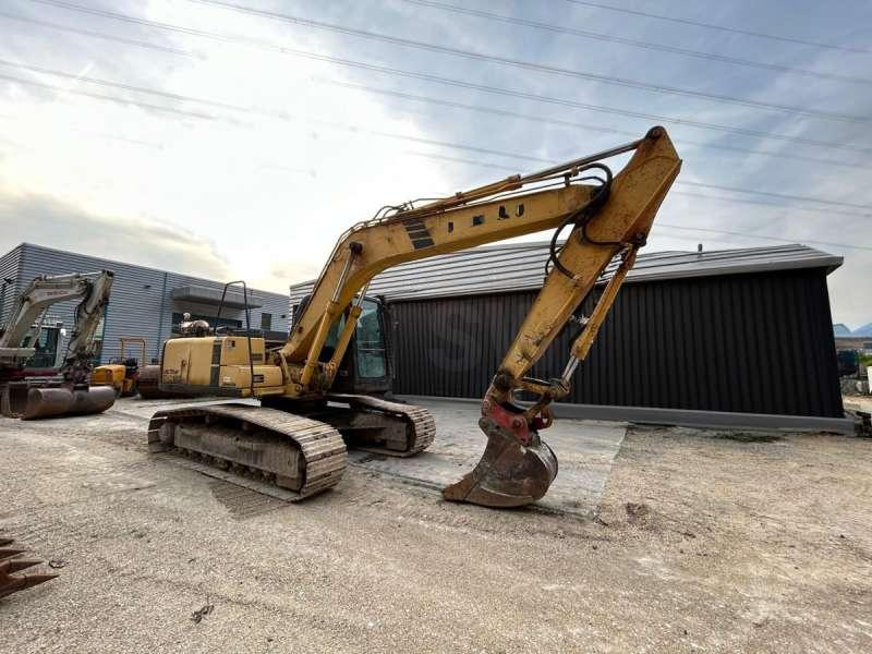 Komatsu PC180LC-6K MACHINE SUISSE - حفارات زحافة: صور 1 Komatsu PC180LC-6K MACHINE SUISSE - حفارات زحافة: صور 1