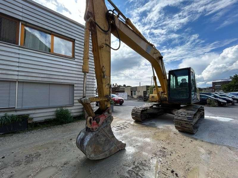 Komatsu PC180LC-6K MACHINE SUISSE - حفارات زحافة: صور 5 Komatsu PC180LC-6K MACHINE SUISSE - حفارات زحافة: صور 5