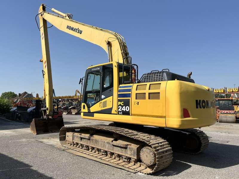 Komatsu PC240LC-10 - حفارة النقل والشحن: صور 4 Komatsu PC240LC-10 - حفارة النقل والشحن: صور 4