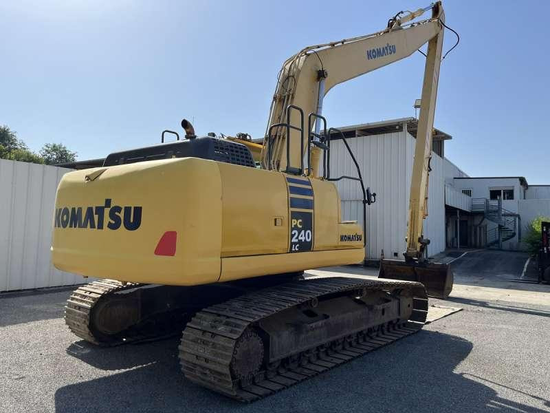 Komatsu PC240LC-10 - حفارة النقل والشحن: صور 5 Komatsu PC240LC-10 - حفارة النقل والشحن: صور 5