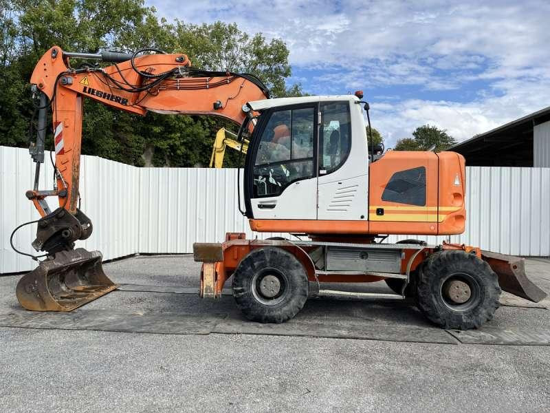 Liebherr A918 COMPACT - حفارة على عجلات: صور 3 Liebherr A918 COMPACT - حفارة على عجلات: صور 3