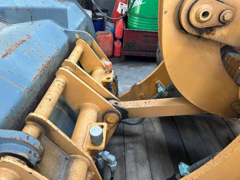 Liebherr L514 Stereo - اللودر بعجل: صور 5 Liebherr L514 Stereo - اللودر بعجل: صور 5