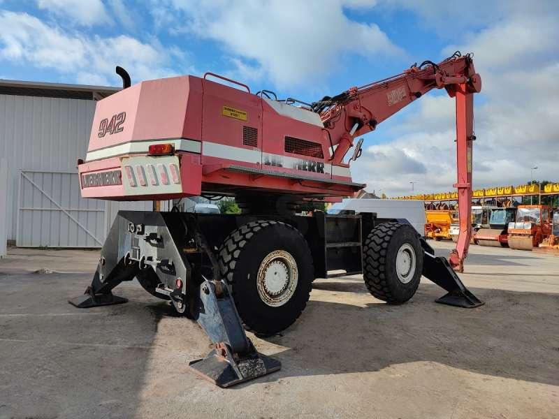 Liebherr Pelle Industrie A942 - حفارة النقل والشحن: صور 5 Liebherr Pelle Industrie A942 - حفارة النقل والشحن: صور 5