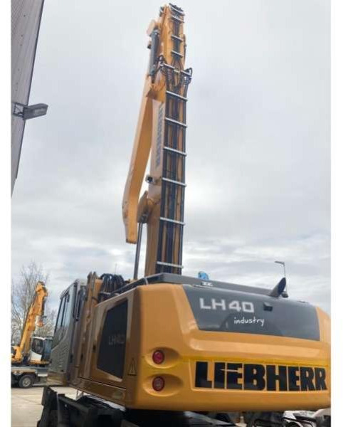 Liebherr Pelle Industrie LH40 M LITRONIC - حفارة النقل والشحن: صور 5 Liebherr Pelle Industrie LH40 M LITRONIC - حفارة النقل والشحن: صور 5
