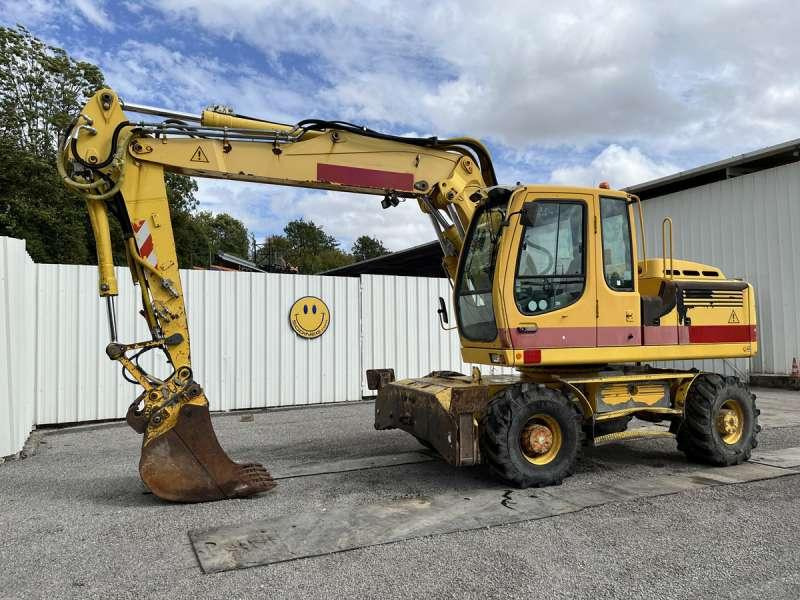 Liebherr Pelle sur Pneus A900C LITRONIC - حفارة على عجلات: صور 1 Liebherr Pelle sur Pneus A900C LITRONIC - حفارة على عجلات: صور 1